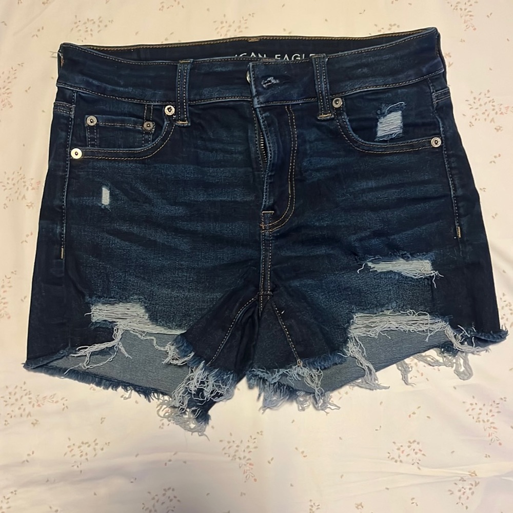 American Eagle Dark Wash 4 Distressed Jeans Shorts Midi Next Level Stretch